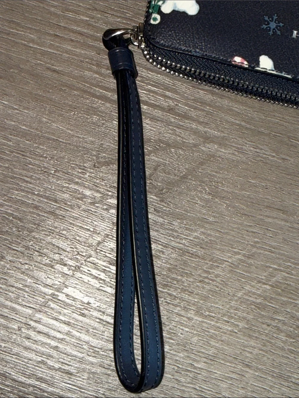 Coach Boxed Corner Zip Wristlet with Snowman Print ⛄